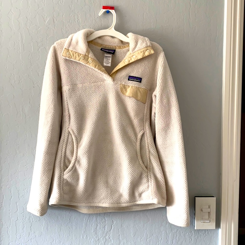 Patagonia sweatshirt
